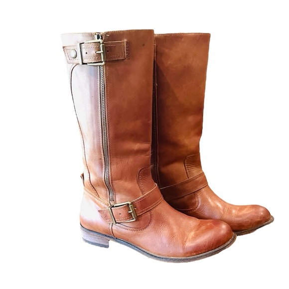 Gianni Bini Shoes - Gianni Bini women’s genuine leather riding boots low heel SZ 9 brown